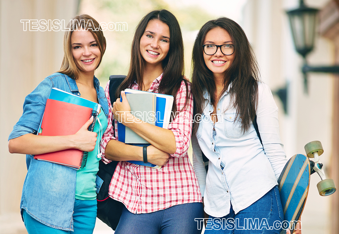 Tesis y proyectos